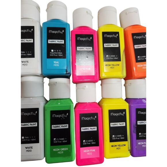 Magic Fly Fabric Paint - Picture 5 of 6